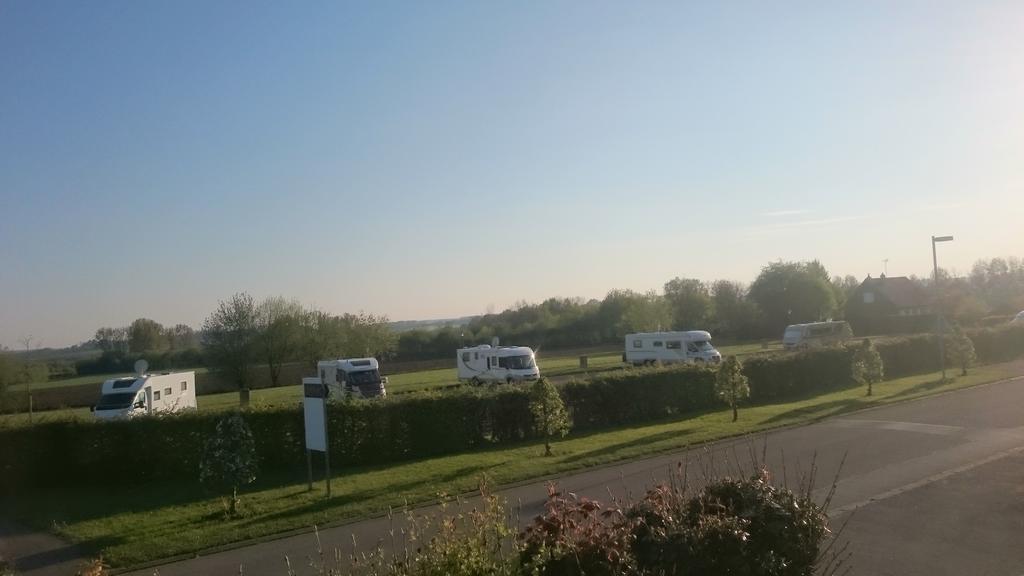Camping De La Miniere Forges-les-Eaux Εξωτερικό φωτογραφία